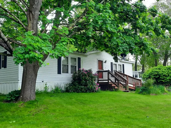 5 Fairway Drive, Windham, CT 06256