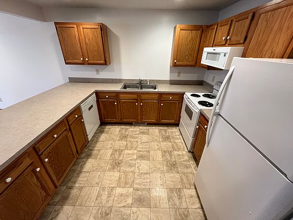 2nd image of 240 W McKinley Ave APT 3