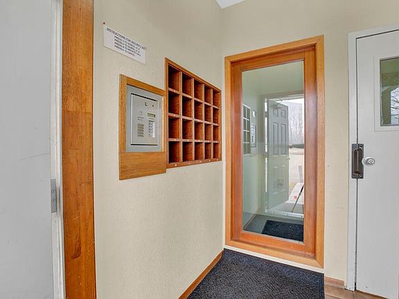4th image of 1225 Ferndale St N #B8