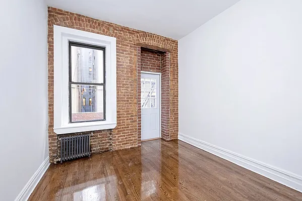 Rented by Compass | media 4