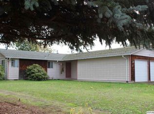 705 S 11th St, Independence, OR 97351