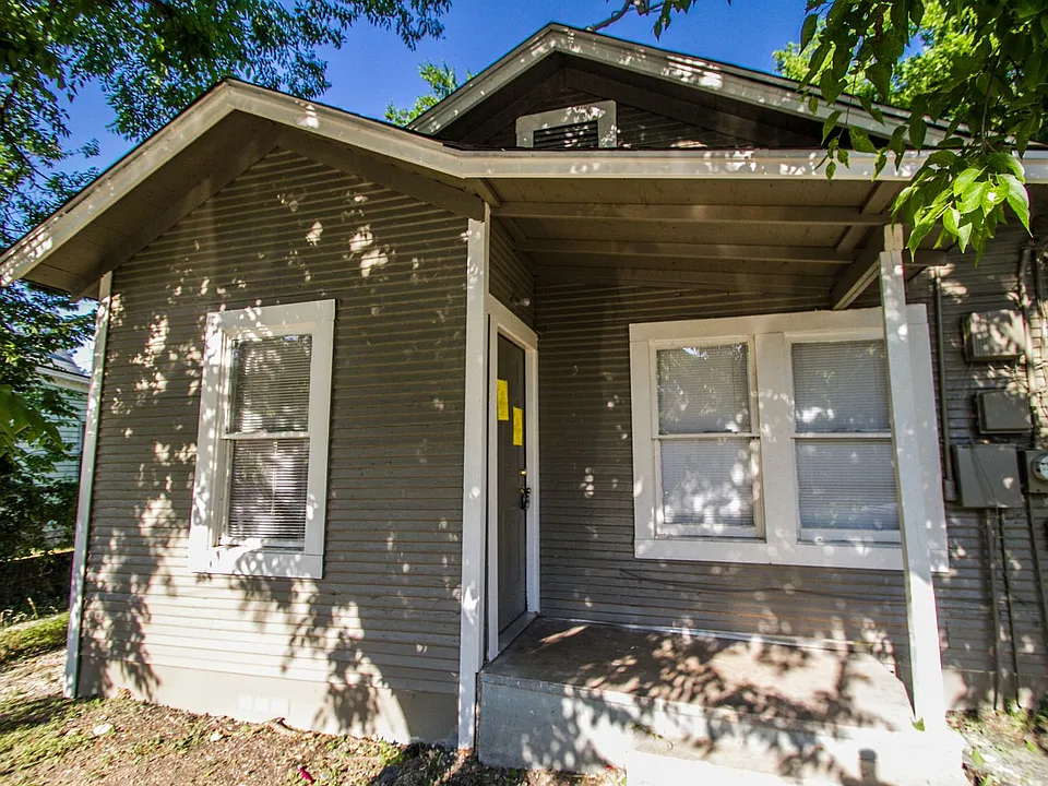 524 Saint Martin Ave