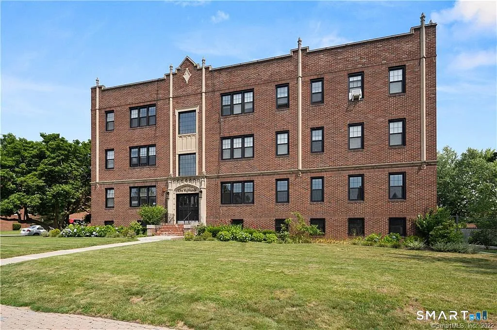 1 bed, 1.0 bath, 900 sqft, $1,850 — Photo 2