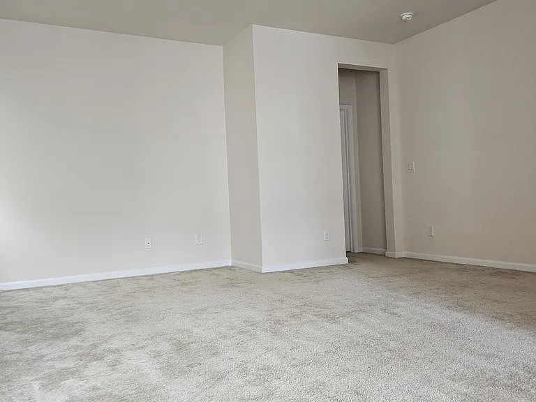 1140 Premier Key Dr — Photo 26