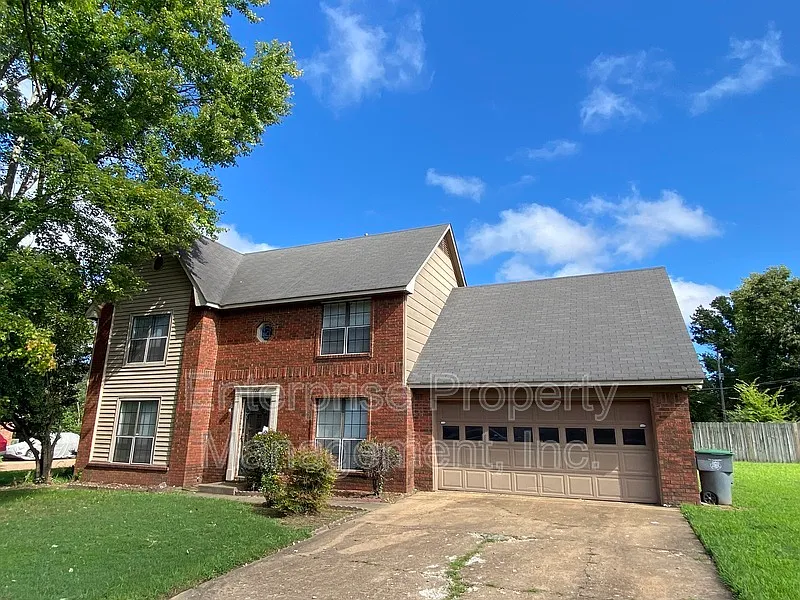 4 bed, 2.5 bath, 2008 sqft, $1,875 — Photo 3