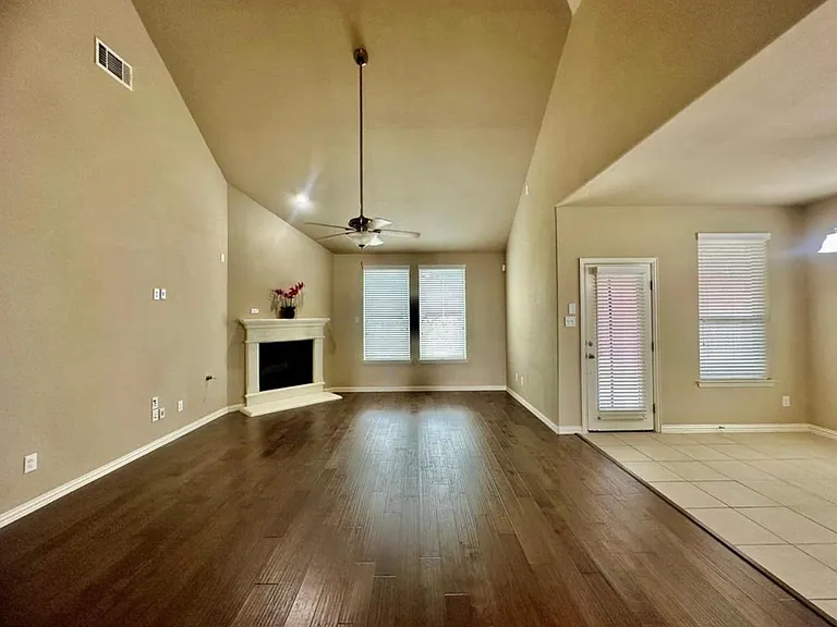 4001 Muscadine Dr — Photo 6