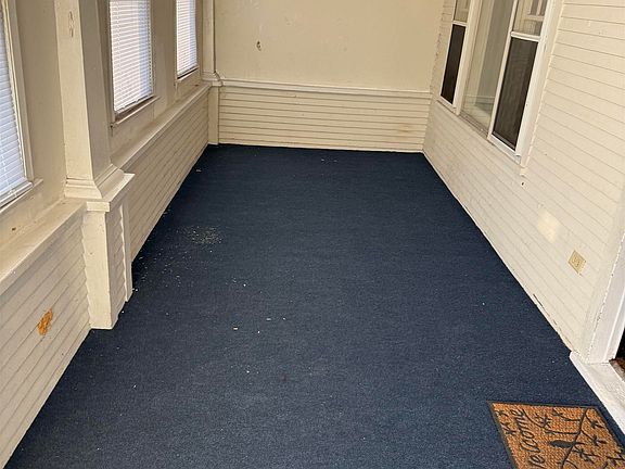 3rd image of 120 Conger St