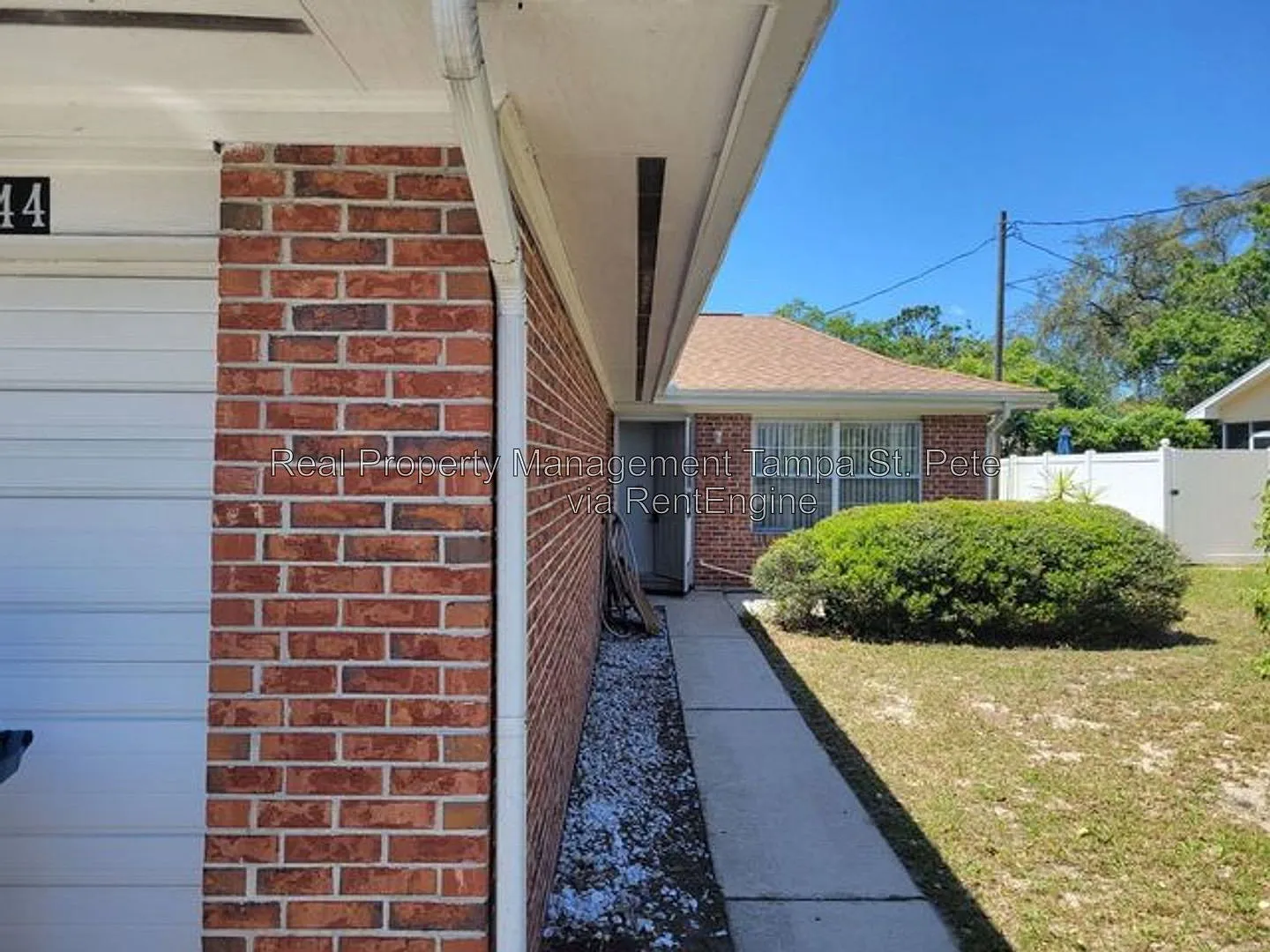 2 bed, 1.0 bath, 800 sqft, $1,299 — Photo 3