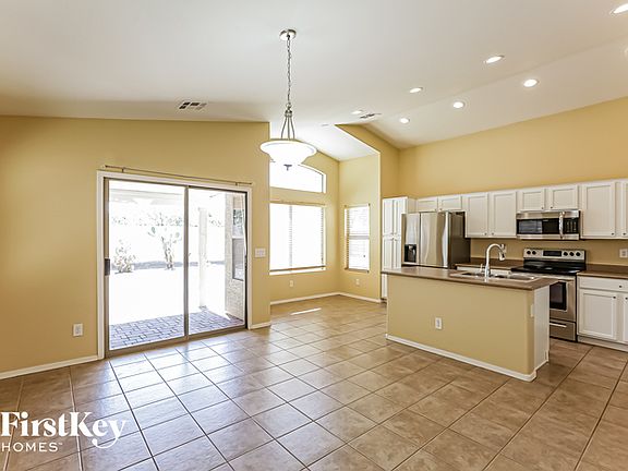 5th image of 35311 N Bandolier Dr