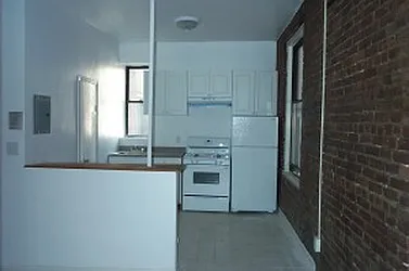 Rented by Tower Brokerage