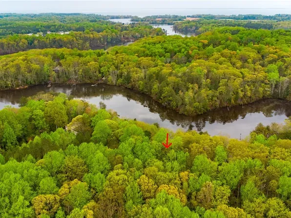 655 Oyster Way, Heathsville, VA 22473