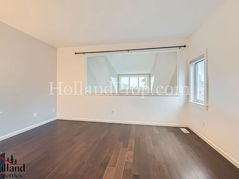10250 NW Village Heights Dr — Photo 20