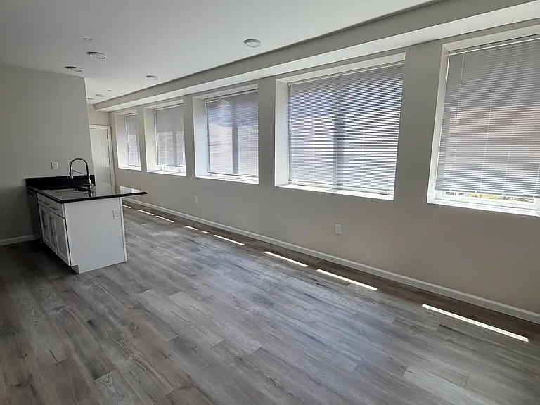 94 Olive St #201 — Photo 6