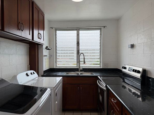 1555 Pohaku St APT A404