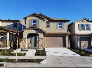 1281 Del Rancho Way, Petaluma, CA 94954