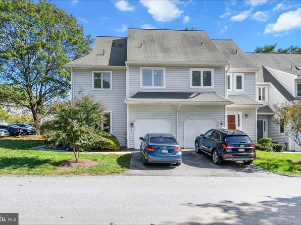 36 S Orchard Ave, Kennett Square, PA 19348