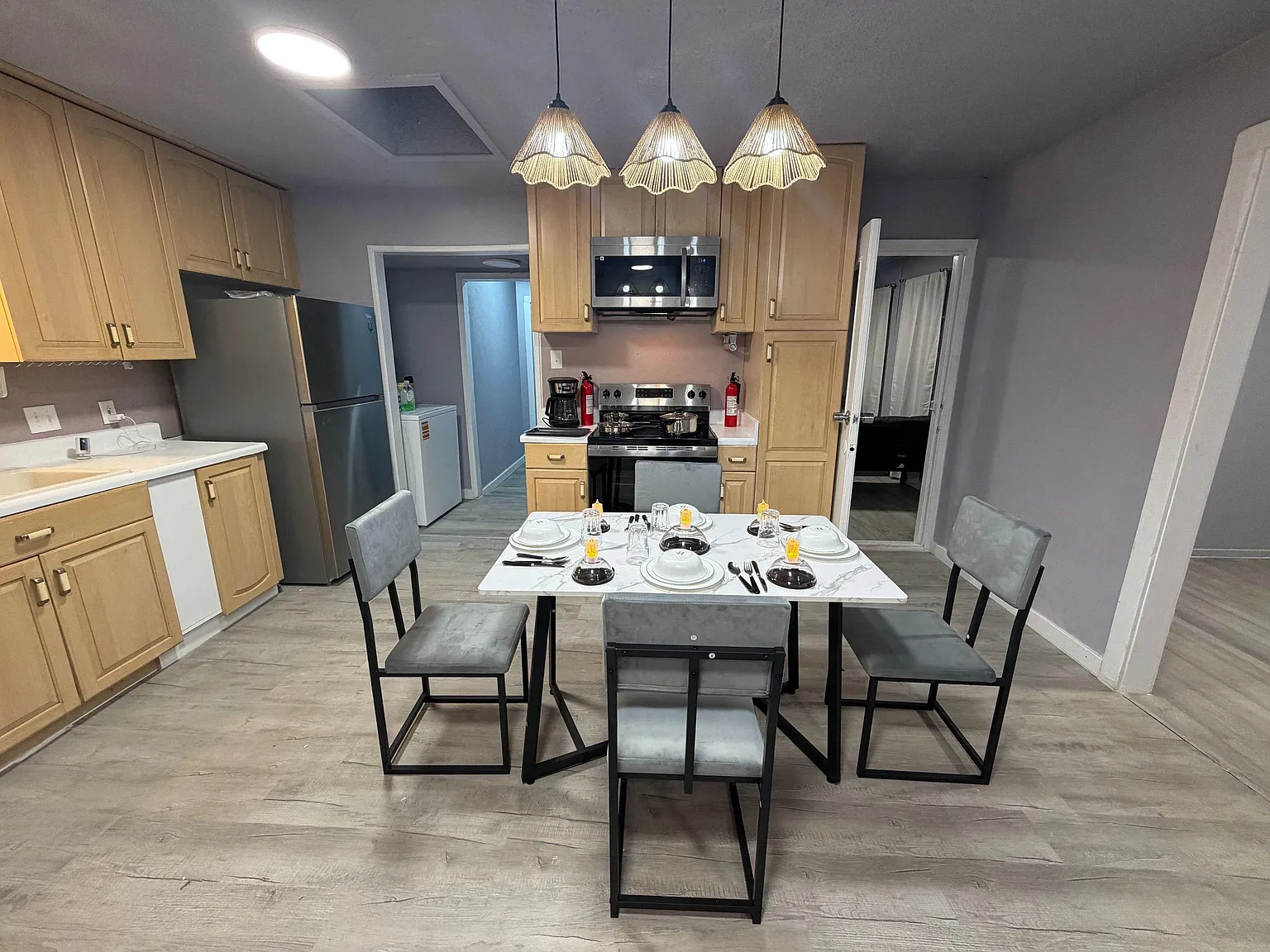 4 bed, 3.0 bath, 1556 sqft, $724 — Photo 4