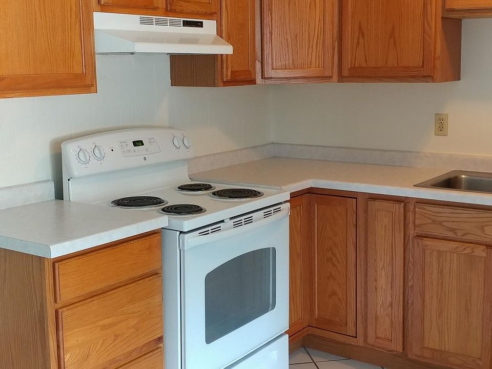 1st image of 3853 Cliffside Dr