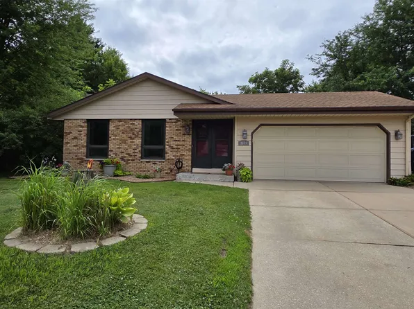 1535 Ontario Dr, Janesville, WI 53545