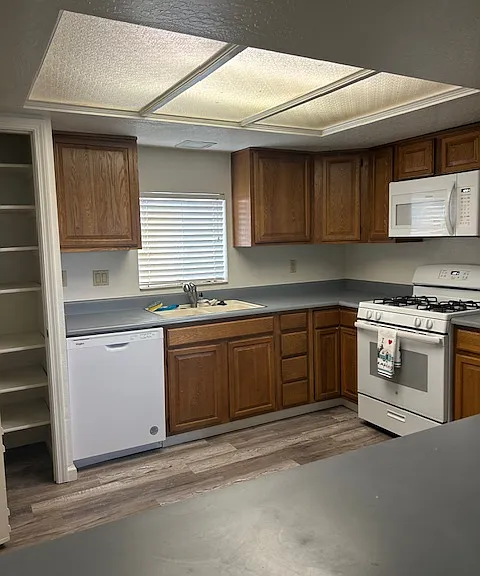 205-A S 1st St #A — Photo 3