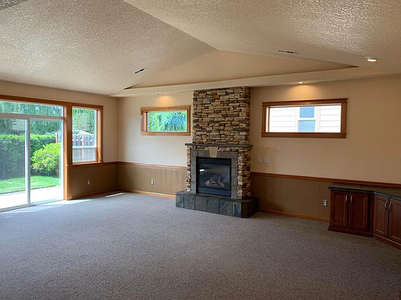 Great room straight on