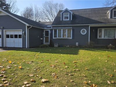 681 Marshall Rd, Rochester, NY, 14624