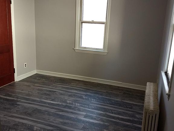 rear bedroom