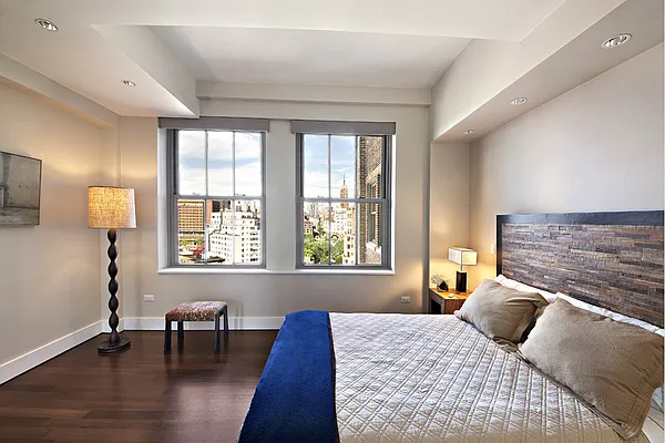 Sold by Stribling | media 6