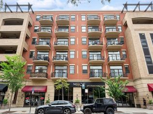 1301 W Madison St APT 206, Chicago, IL 60607