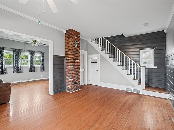 3rd image of 108 S Main St