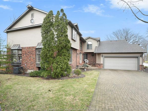 23 Fairway Cres #23, Amherstburg, ON N9V 3T5
