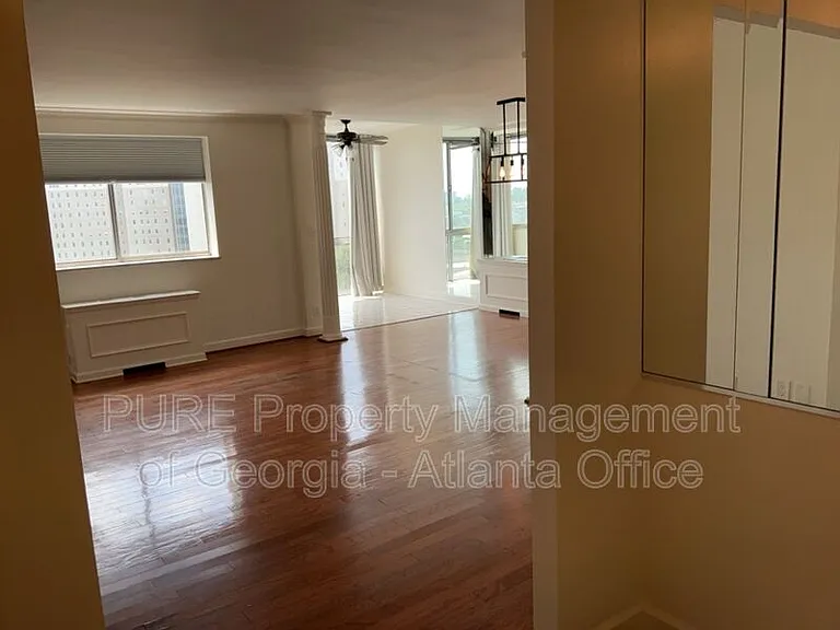 215 Piedmont Ave NE #1206 — Photo 5