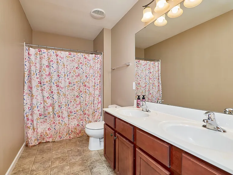 5233 Mirasol Manor Way — Photo 42