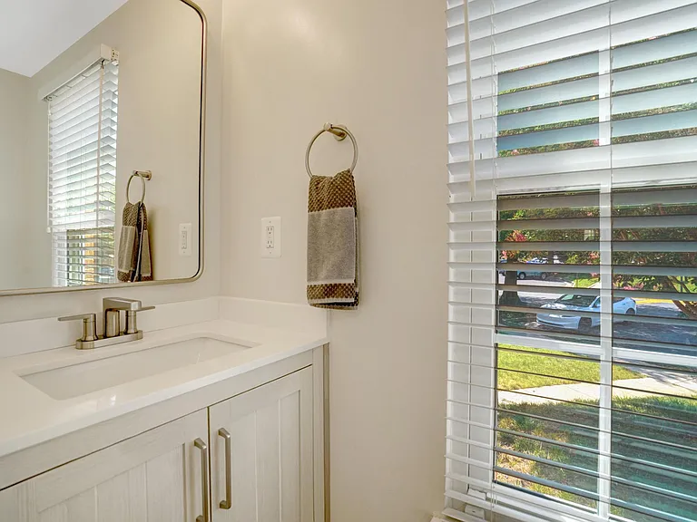 6063 Hydrangea Dr — Photo 10