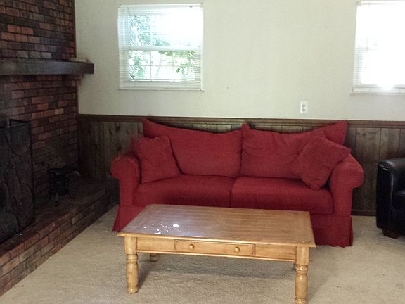 4th image of 7301 Bermuda Pl