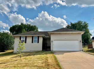 4428 W University St, Springfield, MO 65802