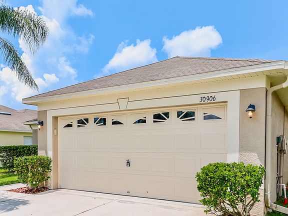 4th image of 30906 Bridgegate Dr
