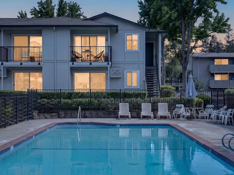 1598 Sunnyvale Ave #11 — Photo 30
