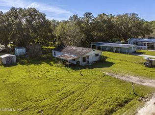 105 Smith Ln, Crescent City, FL 32112