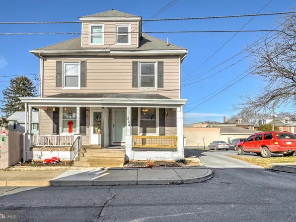 224 Cherry St, Ephrata, PA 17522