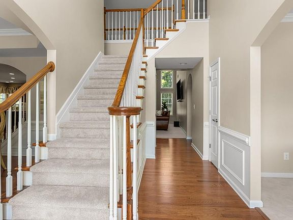 5th image of 1316 Darian Ln