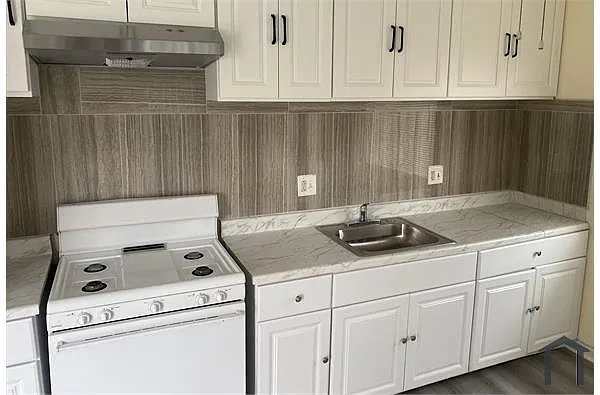 Building Photo - 260 N Tahquitz Ave #C