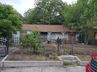 223 Wallace St, San Antonio, TX 78237