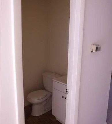 5th image of 8413 Jinetes Ct #199