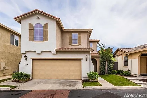 5348 Baccus Way Photo 1
