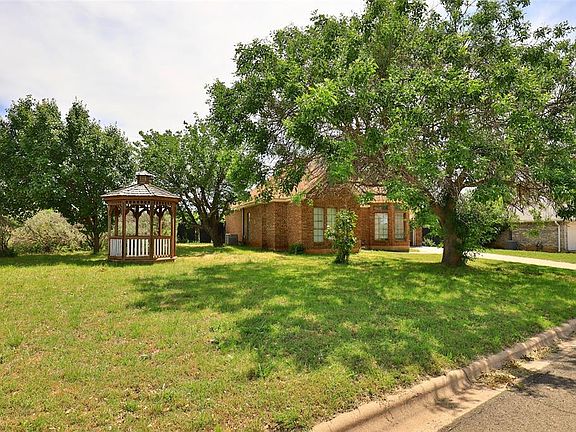2nd image of 5001 Wagon Wheel Ave