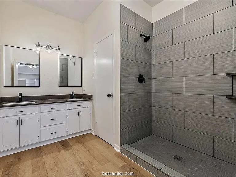 1218 Haley Pl — Photo 12