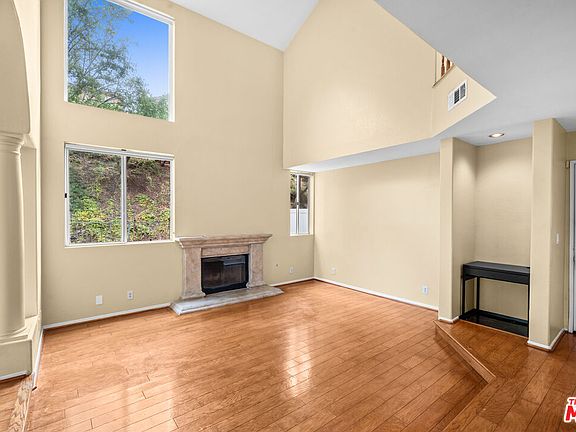 4th image of 18639 Nathan Hill Dr #9