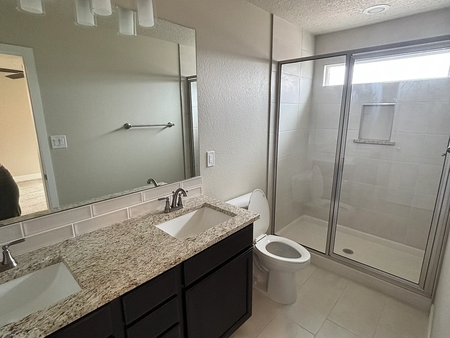 4 bed, 2.5 bath, 1741 sqft, $2,200 — Photo 4