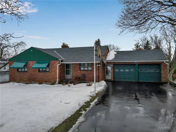 2859 Upper Mountain Rd, Sanborn, NY 14132